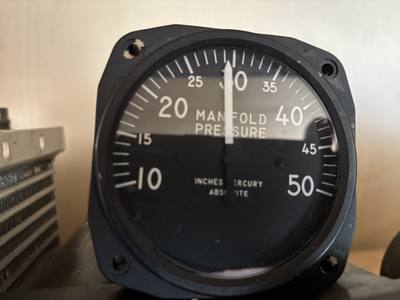Vintage Aviation Instruments - Photo 2